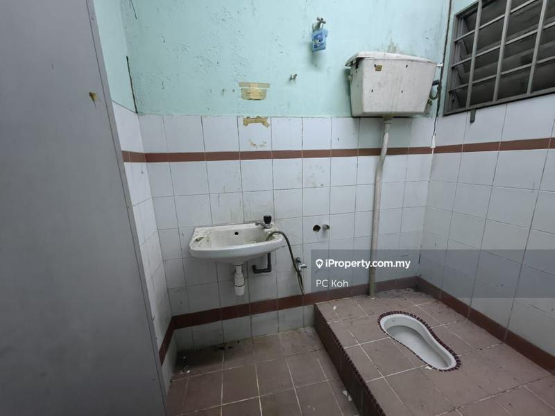 Semi-D Kilang untuk Dijual di Taman Perindustrian Merdeka, Batu Berendam oleh PC Koh - iProperty.com.my