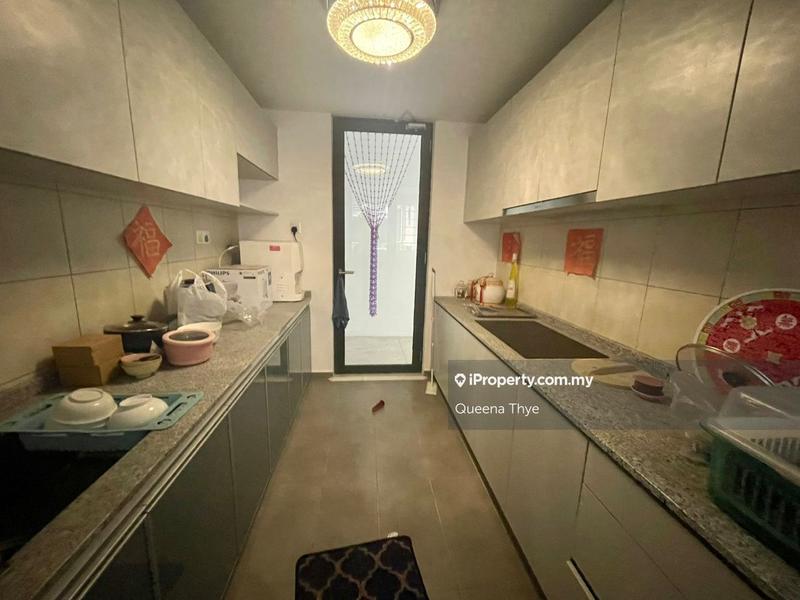 For Rent - The WaterEdge (Pinggiran Air)