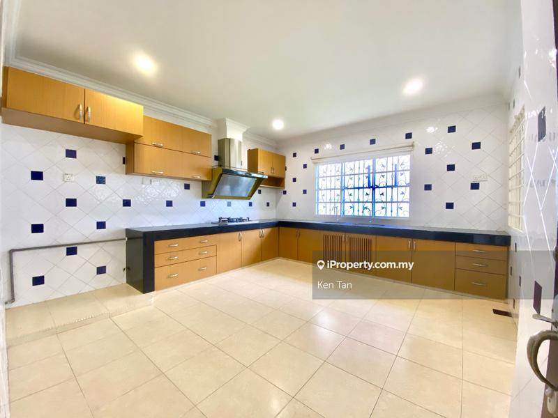 Rumah Berkembar untuk Dijual di Seksyen 9, Kota Damansara oleh Ken Tan - iProperty.com.my