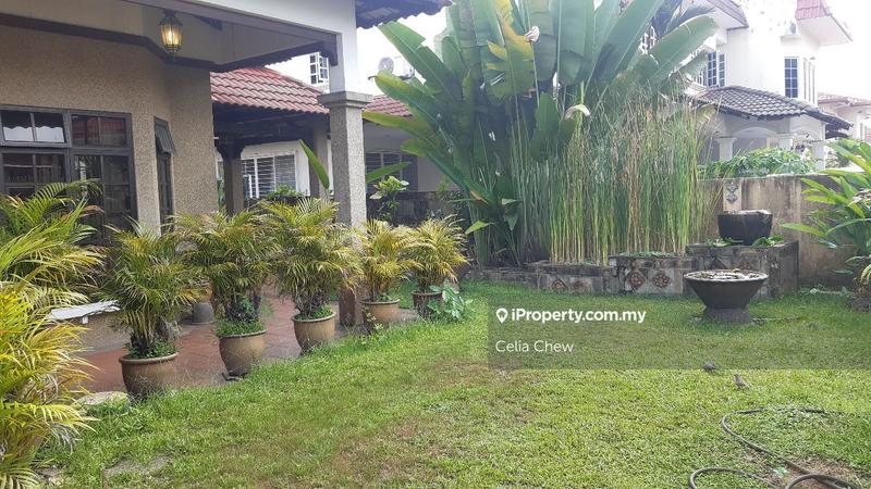 Rumah Berkembar untuk Dijual di Seksyen 22, Damansara Jaya, Petaling Jaya oleh Celia Chew - iProperty.com.my