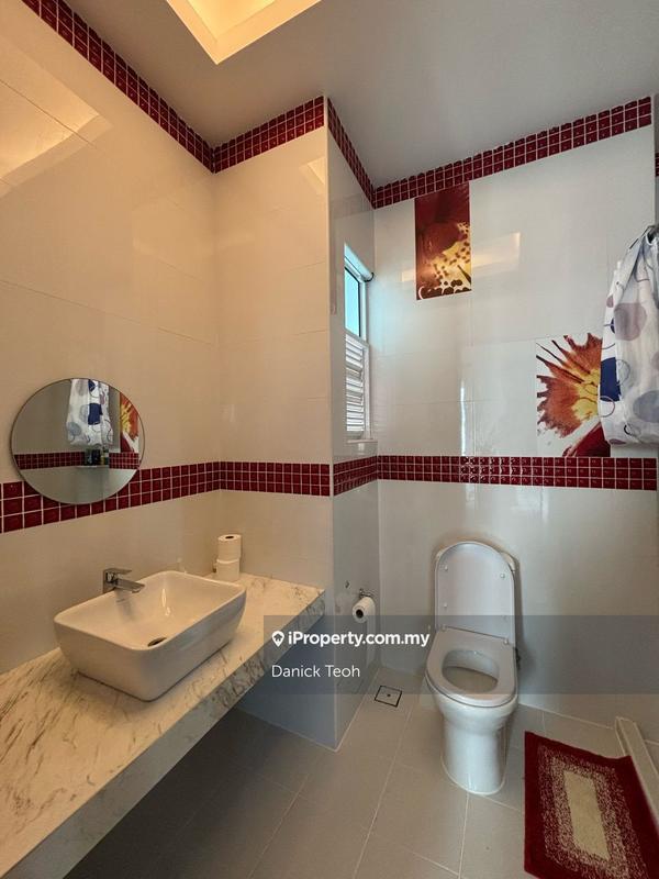 Bungalow House for Sale in Hilltop Villas Seaview Located in Batu Ferringhi, Batu Ferringhi by Danick Teoh - iProperty.com.my
