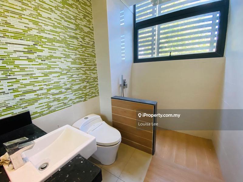 Bungalow House for Sale in Kota Kemuning, Shah Alam by Louisa Lee - iProperty.com.my