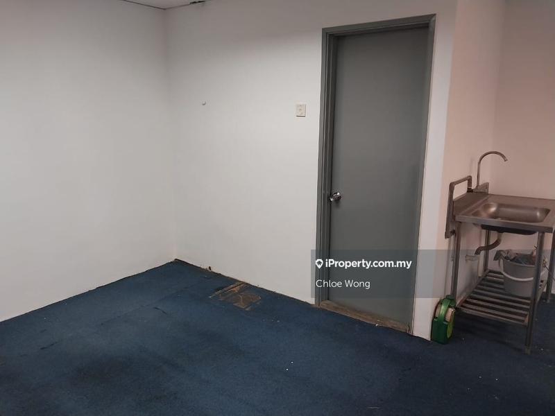 Shop-Office for Sale in Jalan Puchong, Puchong by Chloe Wong - iProperty.com.my