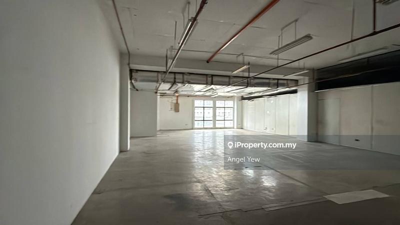 For Rent - PJ 51a warehouse space with container bay cargo lift
