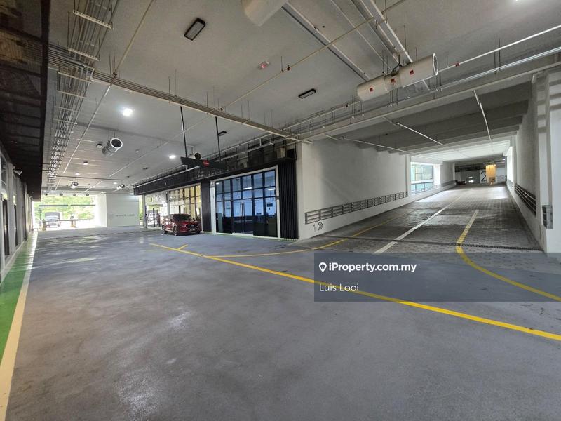 Warehouse for Sale in Emhub, Warehouse/ Office / Kota Damansara, PJ, Kota Damansara by Luis Looi - iProperty.com.my