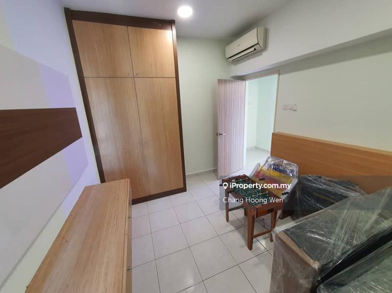 Condominium for Sale in Estana Court by Chang Hoong Wen - iProperty.com.my