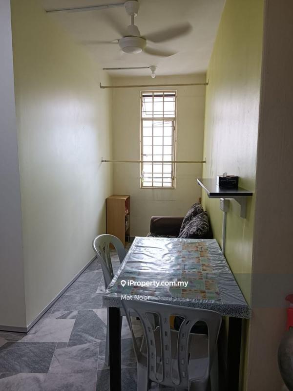 Pangsapuri untuk Dijual di Ilham Apartment oleh Mat Noor - iProperty.com.my
