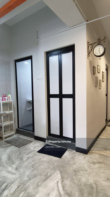 For Rent - Megan Ambassy