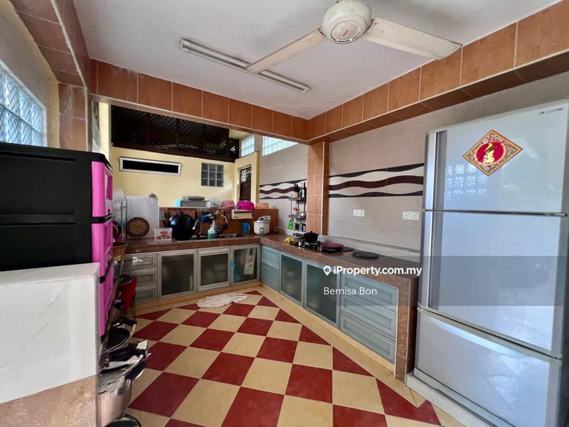 Rumah Berkembar untuk Dijual di SS3, Petaling Jaya oleh Bernisa Bon - iProperty.com.my