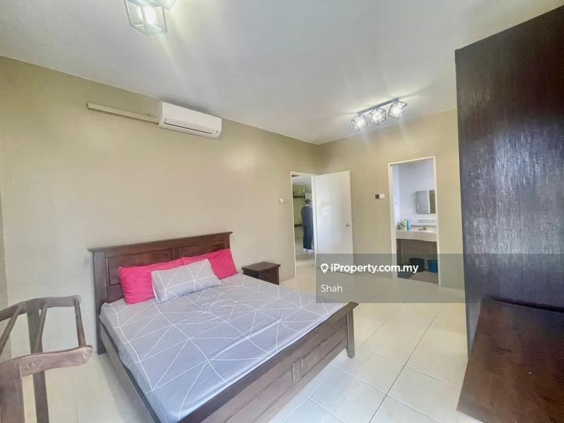 Kondominium untuk Dijual di Platinum Lake PV 12 oleh Shah - iProperty.com.my