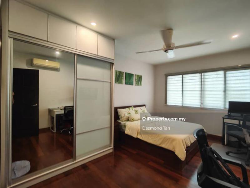 Rumah Berkembar untuk Dijual di SS 21, Damansara Utama, Petaling Jaya oleh Desmond Tan - iProperty.com.my