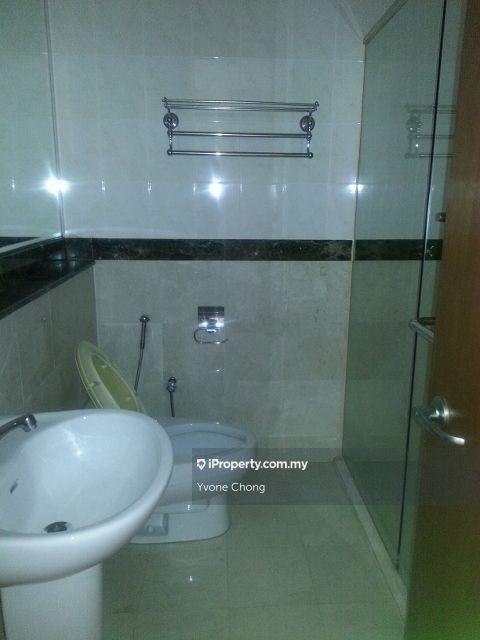 Kondominium untuk Dijual di Hampshire Park Condominium oleh Yvone Chong - iProperty.com.my