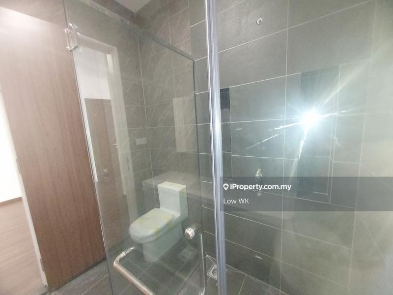 Rumah Berangkai 3 Tingkat untuk Dijual di Happy Garden, Kuchai Lama oleh Low WK - iProperty.com.my