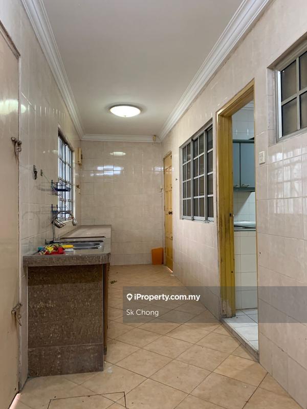 Flat for Sale in Bukit Rahman Putra by Sk Chong - iProperty.com.my