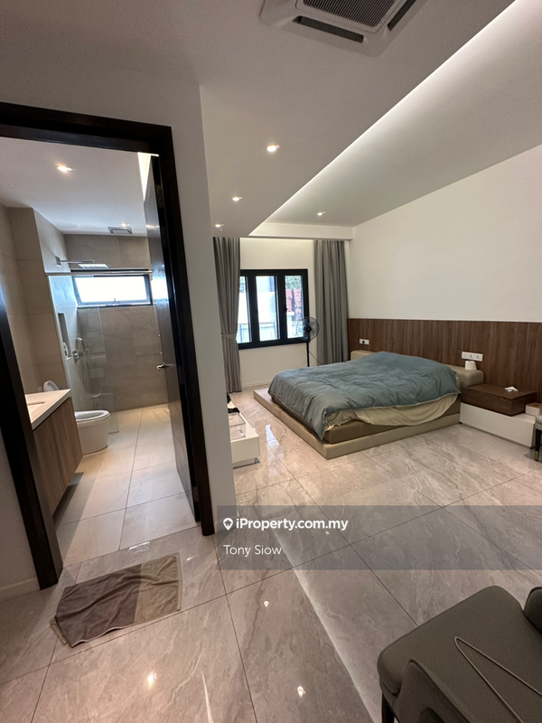Bungalow House for Sale in Selangor Polo Residency, Kota Damansara by Tony Siow - iProperty.com.my