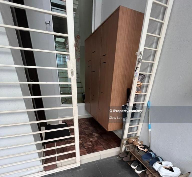 3-storey Terraced House for Sale in Kota Damansara, Selangor by Siew Lee - iProperty.com.my
