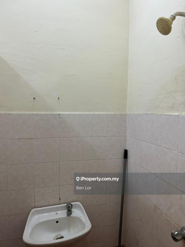 Apartment for Sale in Sri Dahlia by Ben Lor - iProperty.com.my