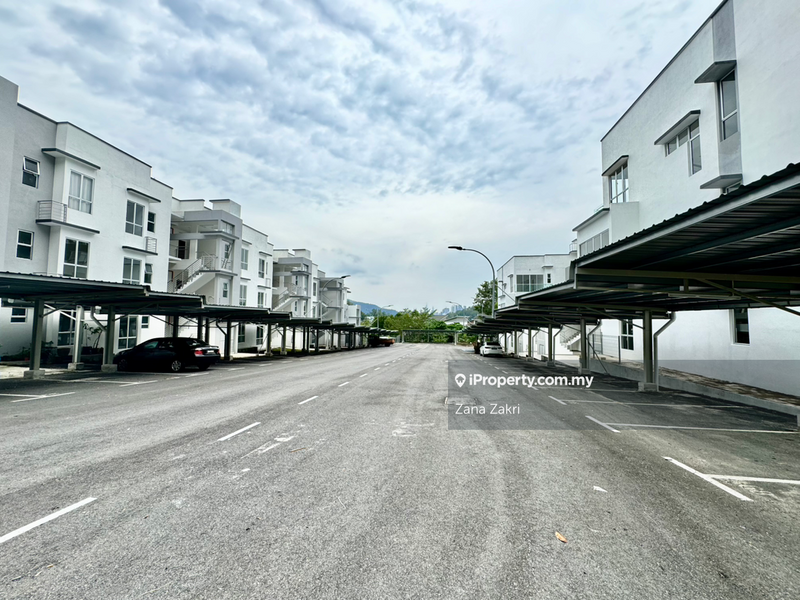 Townhouse for Sale in Upper Floor Hijauan Kemensah, Ampang by Zana Zakri - iProperty.com.my