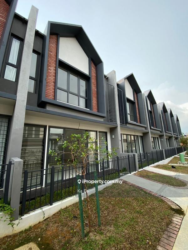 Rumah Teres 2-Tingkat untuk Dijual di Denai Alam, Shah Alam oleh Ka Ee - iProperty.com.my