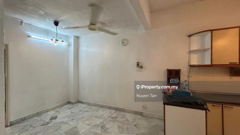 Rumah Berangkai 1 Tingkat untuk Dijual di h18l8, Petaling Jaya oleh Nuyen Tan - iProperty.com.my