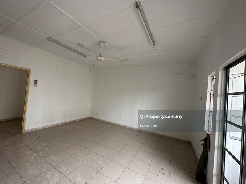 2-storey Terraced House for Sale in Taman Perindustrian Berjaya, Shah Alam by Luke Lee - iProperty.com.my
