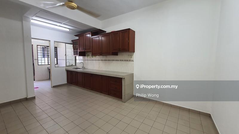 Rumah Berangkai 2 Tingkat untuk Dijual di Taman Serdang Raya, Seri Kembangan oleh Philip Wong - iProperty.com.my