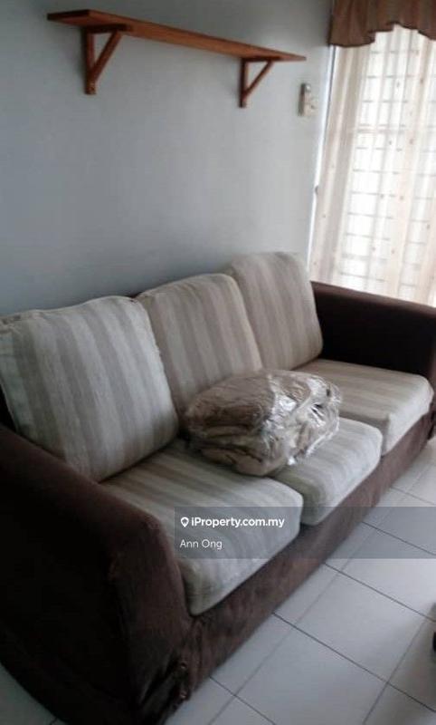 Condominium for Sale in La Vista Condominiums by Ann Ong - iProperty.com.my
