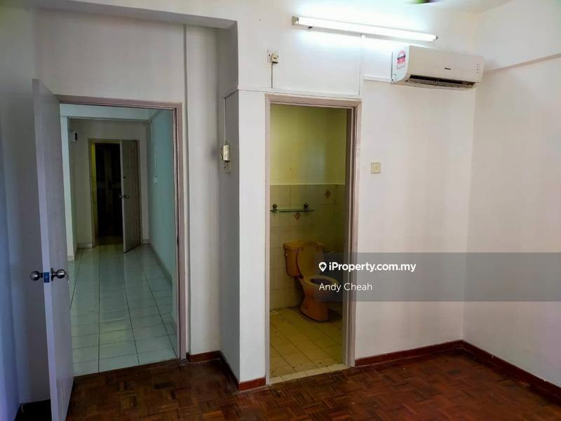 Pangsapuri untuk Dijual di Pangsapuri Persiaran Tanjung oleh Andy Cheah - iProperty.com.my