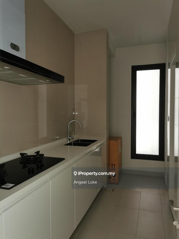 Residensi Servis untuk Dijual di Mayfair Residences @ Pavilion Embassy oleh Angeel Loke - iProperty.com.my