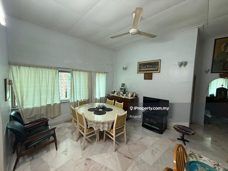 Bungalow House for Sale in Federal Hill, Bangsar by Anand - iProperty.com.my