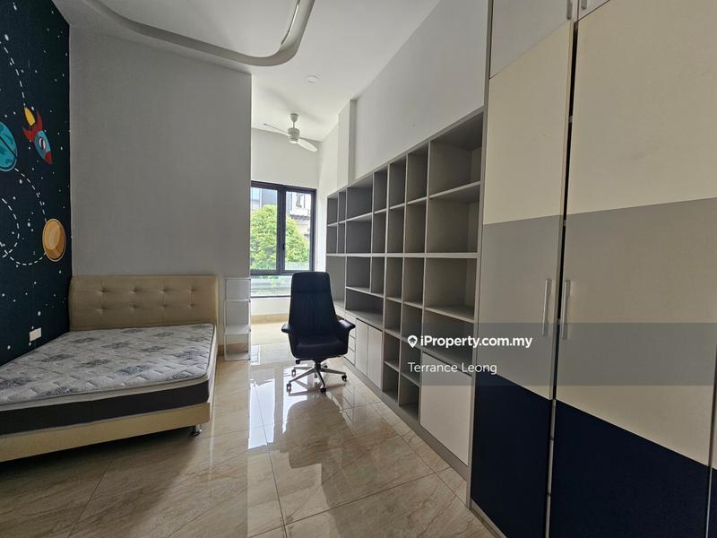 Bungalow House for Sale in Country Heights Damansara, Kuala Lumpur by Terrance Leong - iProperty.com.my