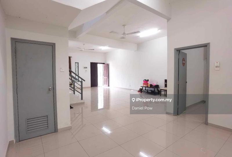 Rumah Berangkai 2 Tingkat untuk Disewa di Taman Desa Cheng Perdana 1, Cheng oleh Daniel Pow - iProperty.com.my