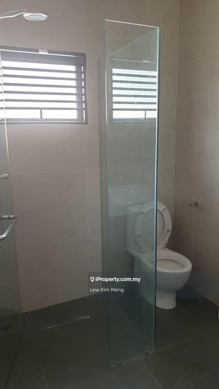 Rumah Berangkai 2 Tingkat untuk Dijual di awxkn, Damansara Damai oleh Lew Kim Meng - iProperty.com.my