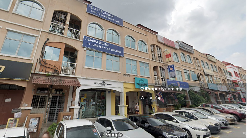 For Sale - Bandar Puteri Puchong [3 Storey Shop] Intermediate. High Traffic Road.