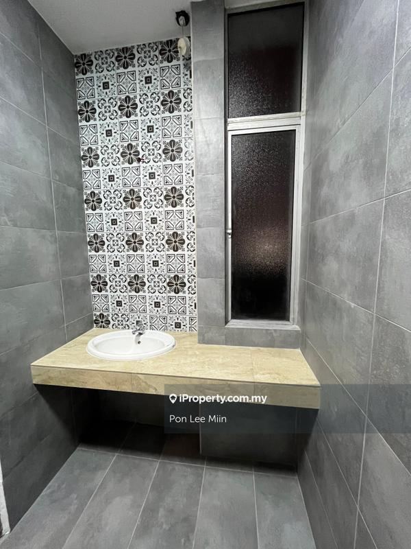 Apartment for Sale in Manor Apartment by Pon Lee Miin - iProperty.com.my