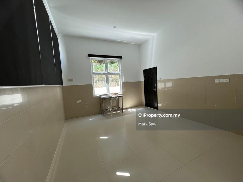 Bungalow House for Sale in Batu Ferringhi, Penang by Mark Saw - iProperty.com.my