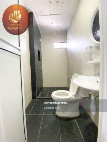 Rumah Berkembar untuk Dijual di [Renovated][40X80] Semi D, Bdr Rinching Semenyih, Semenyih oleh Celestine Ting - iProperty.com.my