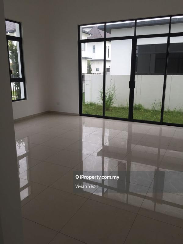 Bungalow House for Sale in Bandar Puncak Alam, Puncak Alam by Vivian Yeoh - iProperty.com.my