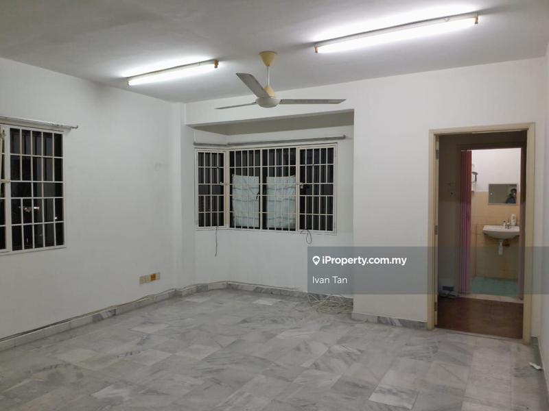 For Sale - Aman Puri Apartment