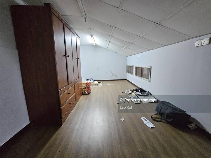 1.5-storey Terraced House for Sale in Taman Bukit Kuchai, Bandar Kinrara by Leo Koh - iProperty.com.my