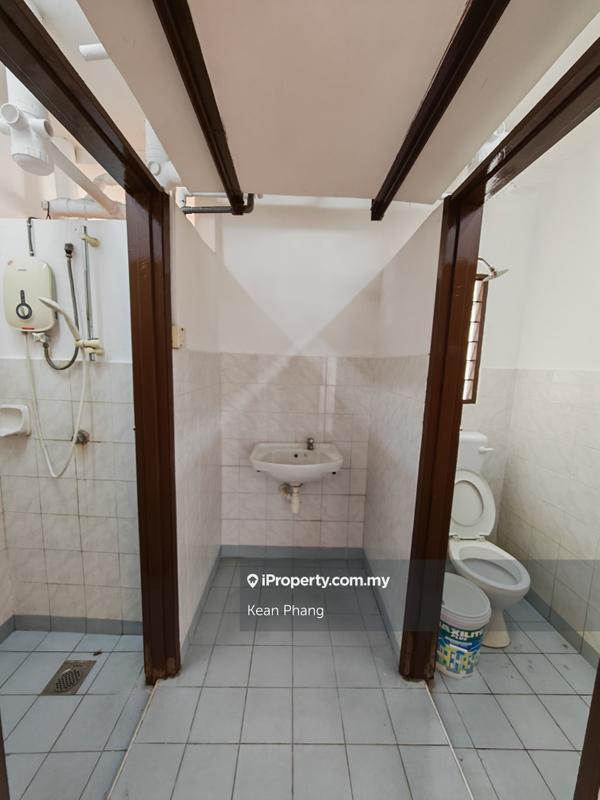 Apartment for Sale in Putra Permai Block B by Kean Phang - iProperty.com.my