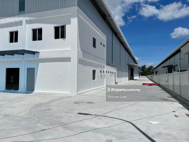 Kilang untuk Dijual di Kampung Teluk Mengkuang, Telok Panglima Garang oleh Vincent Goh - iProperty.com.my