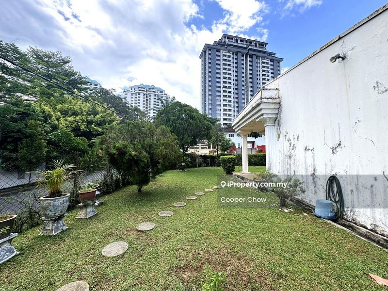 Bungalow House for Sale in Seksyen 16, Petaling Jaya by Cooper Chow - Exterior - iProperty.com.my
