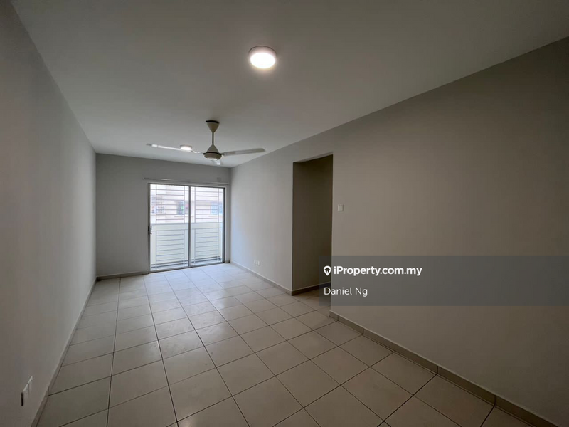 For Sale - Manda'rina Court