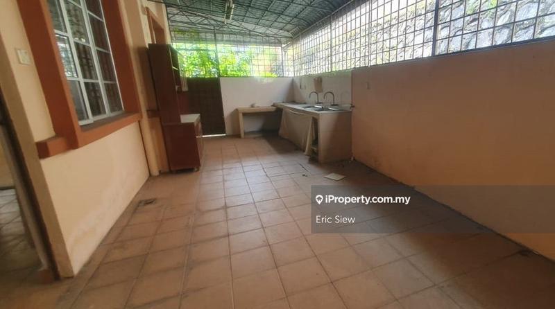 Semi-Detached House for Sale in Serdang, Seri Kembangan by Eric Siew - iProperty.com.my