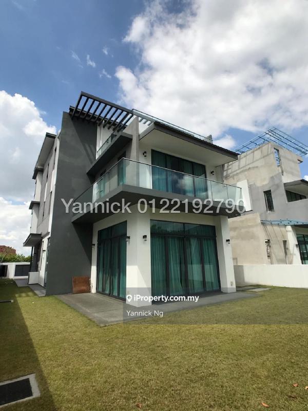 Rumah Berkembar untuk Dijual di Bukit Puchong, Puchong oleh Yannick Ng - iProperty.com.my