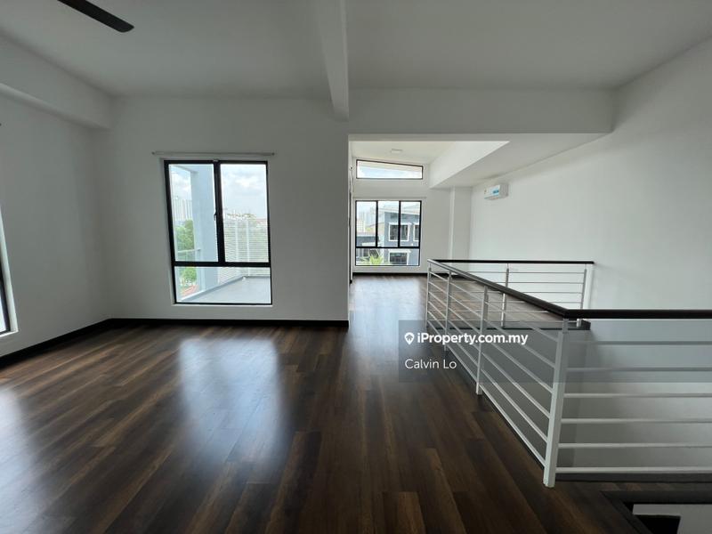 Rumah Berangkai 3 Tingkat untuk Dijual di Taman Damai Utama, Bandar Kinrara oleh Calvin Lo - iProperty.com.my