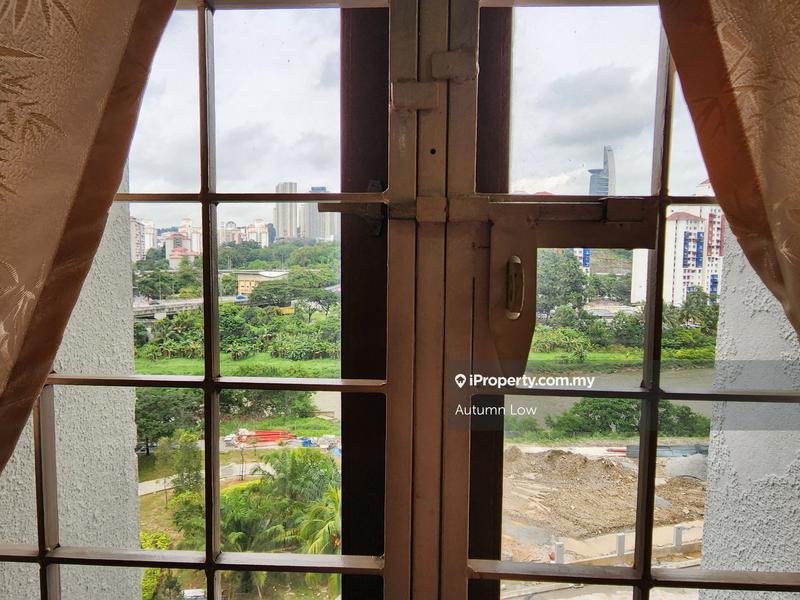 Condominium for Sale in Gemilang Indah by Autumn Low - iProperty.com.my