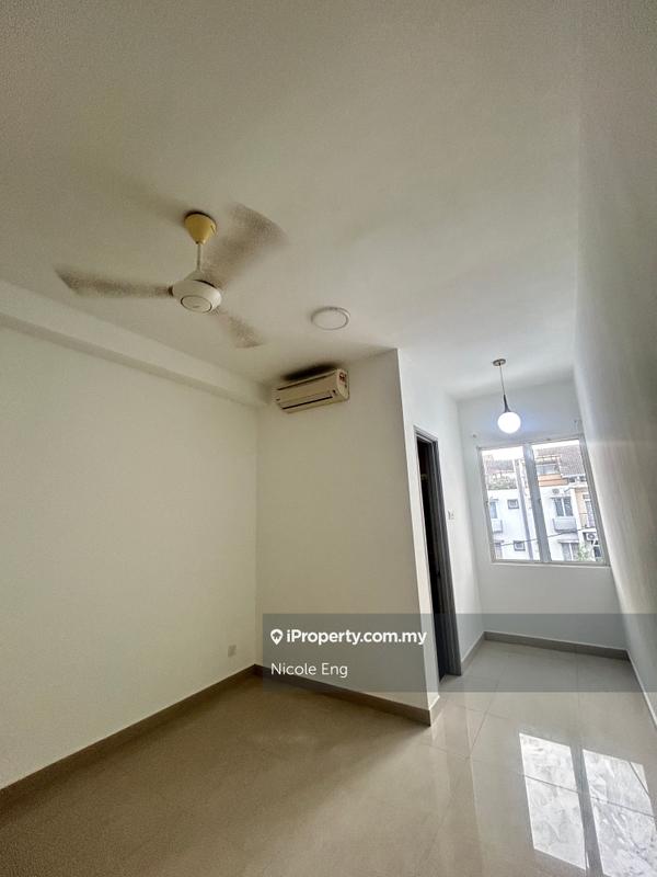 Rumah Bandar untuk Dijual di 1 Ara SS22 Damansara Jaya, Jalan Chempaka, Kayu Ara oleh Nicole Eng - iProperty.com.my