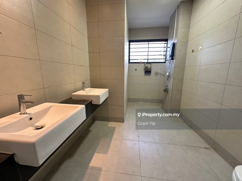2.5-storey Terraced House for Sale in TTDI Grove, Kajang by Grant Yip - iProperty.com.my